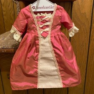 Elizabeth Cole MEET OUTFIT Retired American Girl Doll